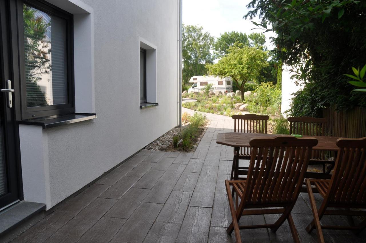 Hotel & Ferienunterkuenfte Hus Seeblick Фемарн Экстерьер фото